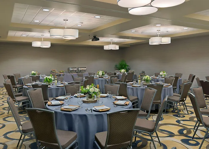 Oxford Suites Bellingham
